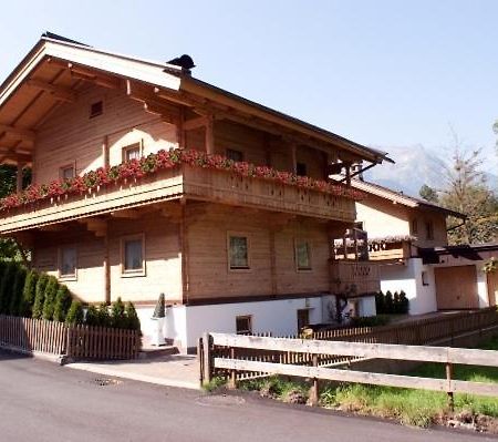 Chalet - Appartements Julitta Mayrhofen Luaran gambar